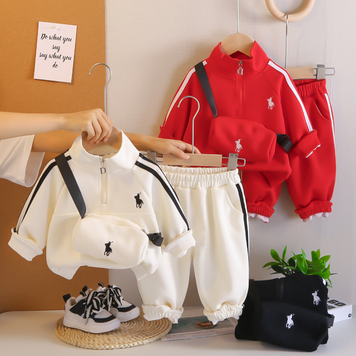 Ensemble de Sport Enfant Zippé 2 Pièces – Sweat & Pantalon Confortable – Style Casual & Sporty