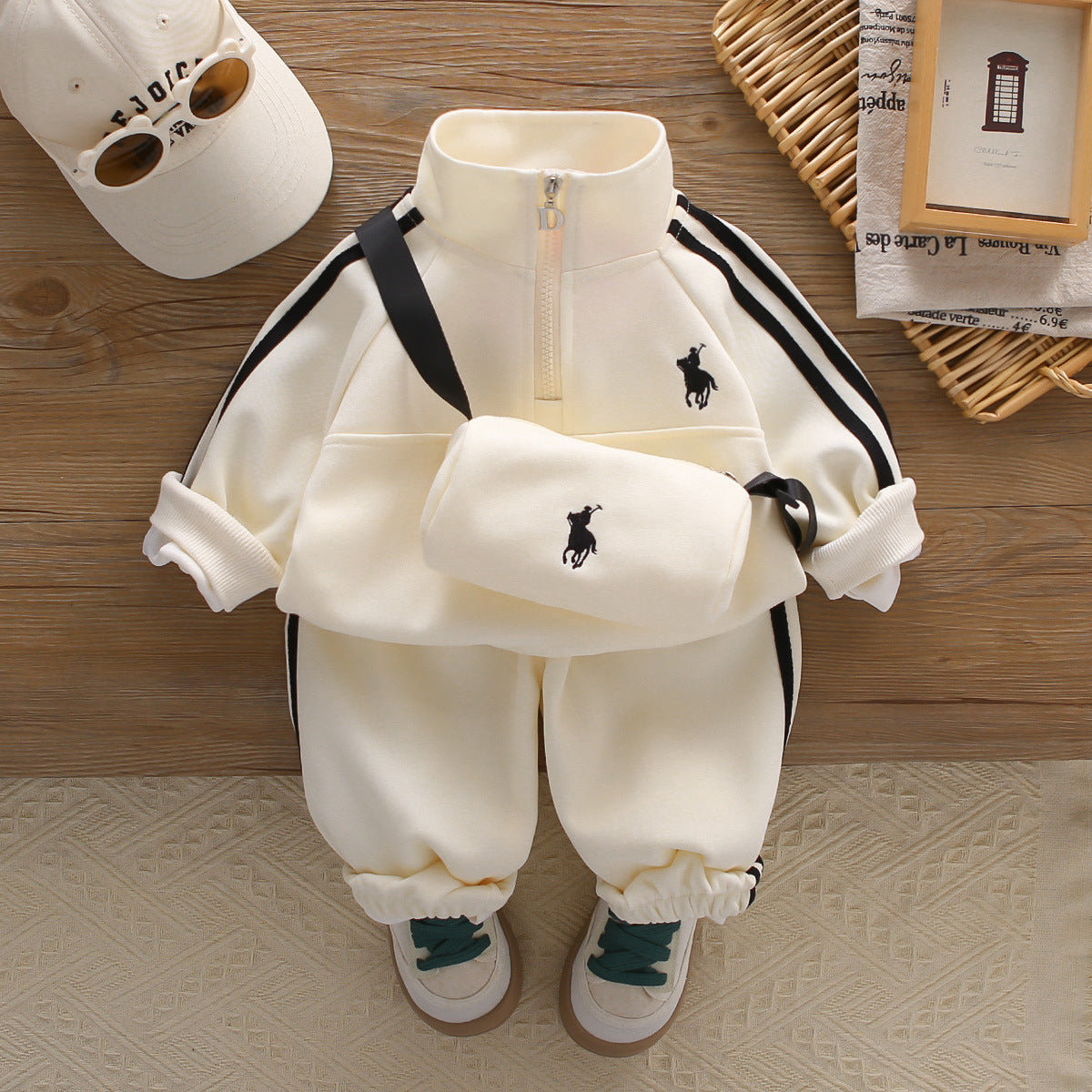 Ensemble de Sport Enfant Zippé 2 Pièces – Sweat & Pantalon Confortable – Style Casual & Sporty